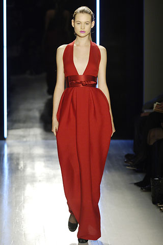 http://glamurnenko.ru/images/fashion/red_dress_donna_big.jpg