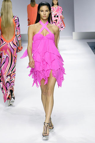 http://glamurnenko.ru/images/fashion1/pink07_pucci1_big.jpg
