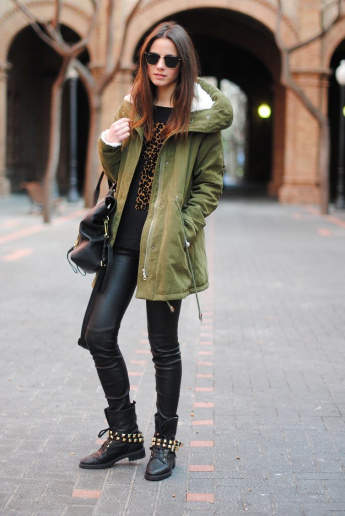 С чем носить зеленую куртку женскую зимой