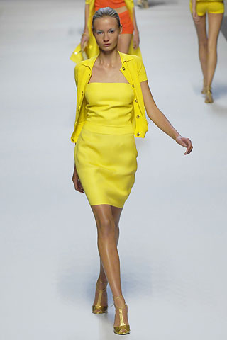 http://www.glamurnenko.ru/images/fashion2/colour08_blumarine2_big.jpg