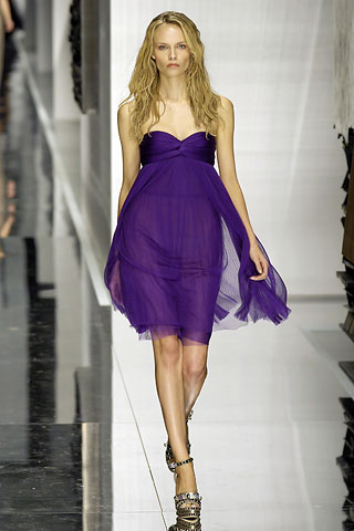 http://www.glamurnenko.ru/images/fashion2/colour08_ferre1_big.jpg